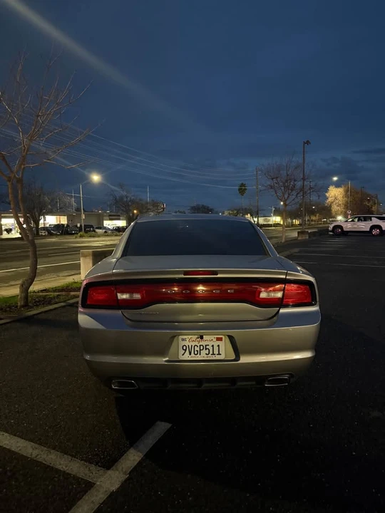 2014 Dodge Charger 7th Gen - Image 2 of 5