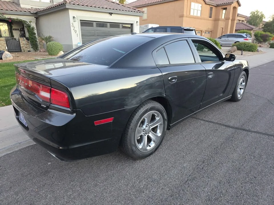 2014 Dodge Charger 7th Gen - Image 4 of 10