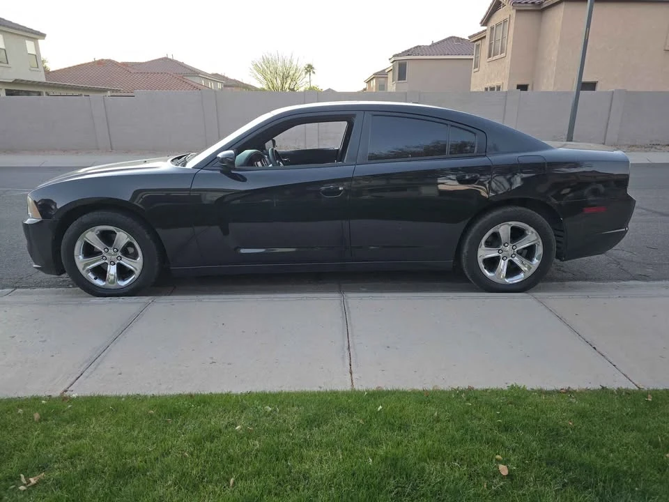 2014 Dodge Charger 7th Gen - Image 2 of 10