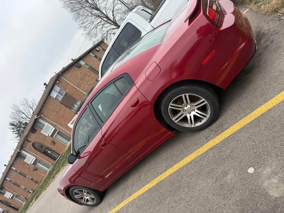 2014 Dodge Charger 7th Gen - Image 2 of 4