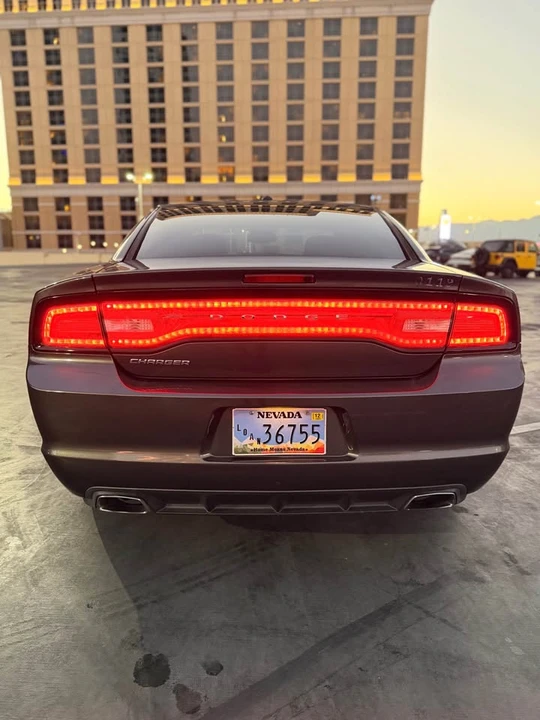 2014 Dodge Charger 6th Gen - Image 4 of 7