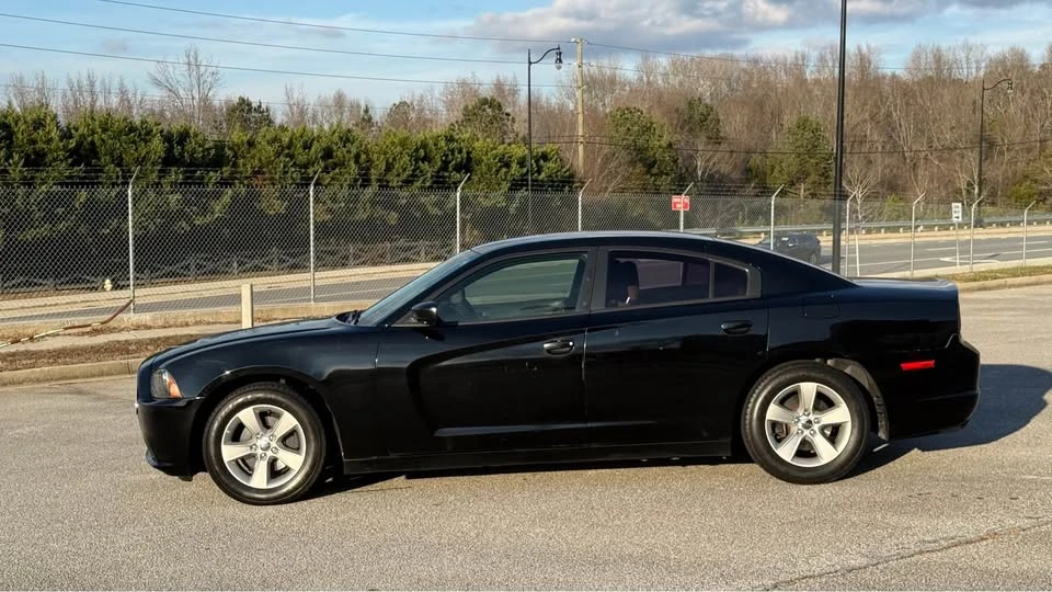 2014 Dodge Charger 6th Gen - Image 5 of 20