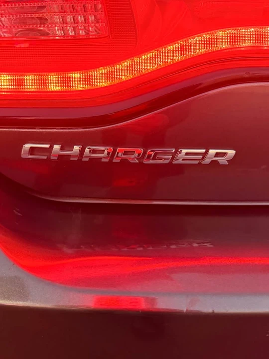 2014 Dodge Charger 6th Gen - Image 5 of 7