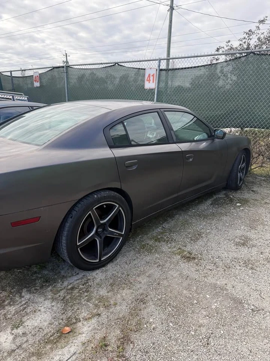 2014 Dodge Charger 6th Gen - Image 10 of 10