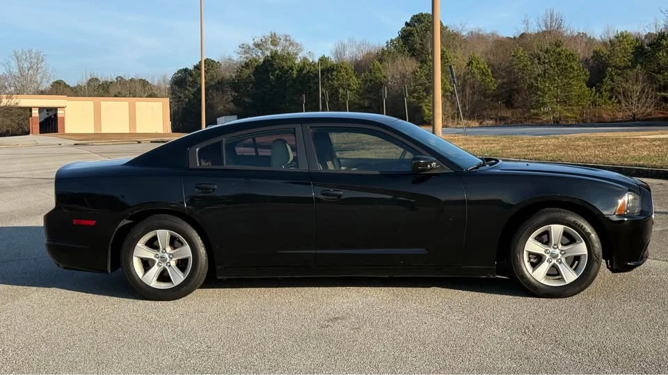 2014 Dodge Charger 6th Gen - Image 7 of 20