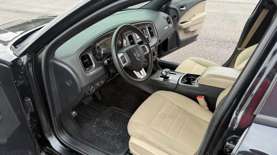 2014 Dodge Charger 6th Gen - Image 14 of 20