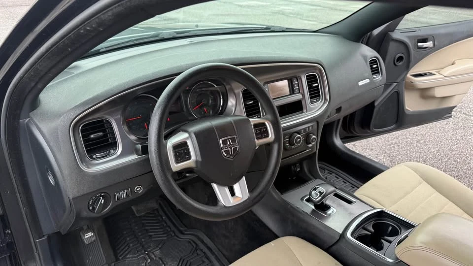 2014 Dodge Charger 6th Gen - Image 11 of 20