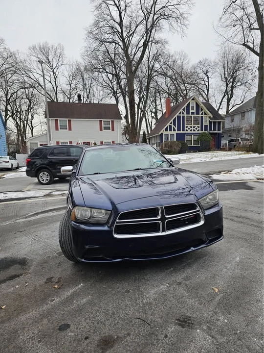 2014 Dodge Charger 6th Gen - Image 2 of 7