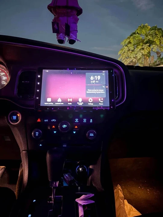 2014 Dodge Charger 7th Gen - Image 6 of 10
