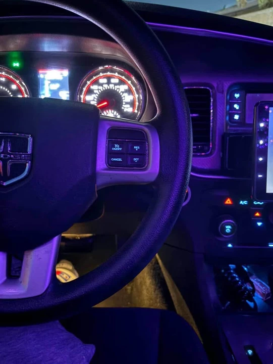 2014 Dodge Charger 7th Gen - Image 9 of 10