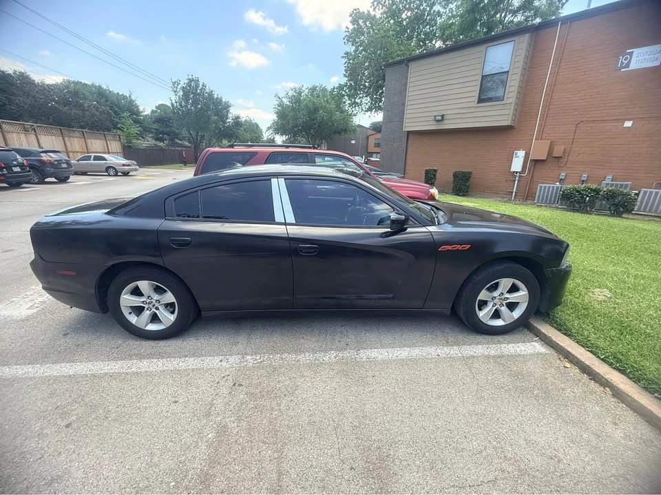 2014 Dodge Charger 7th Gen - Image 3 of 8