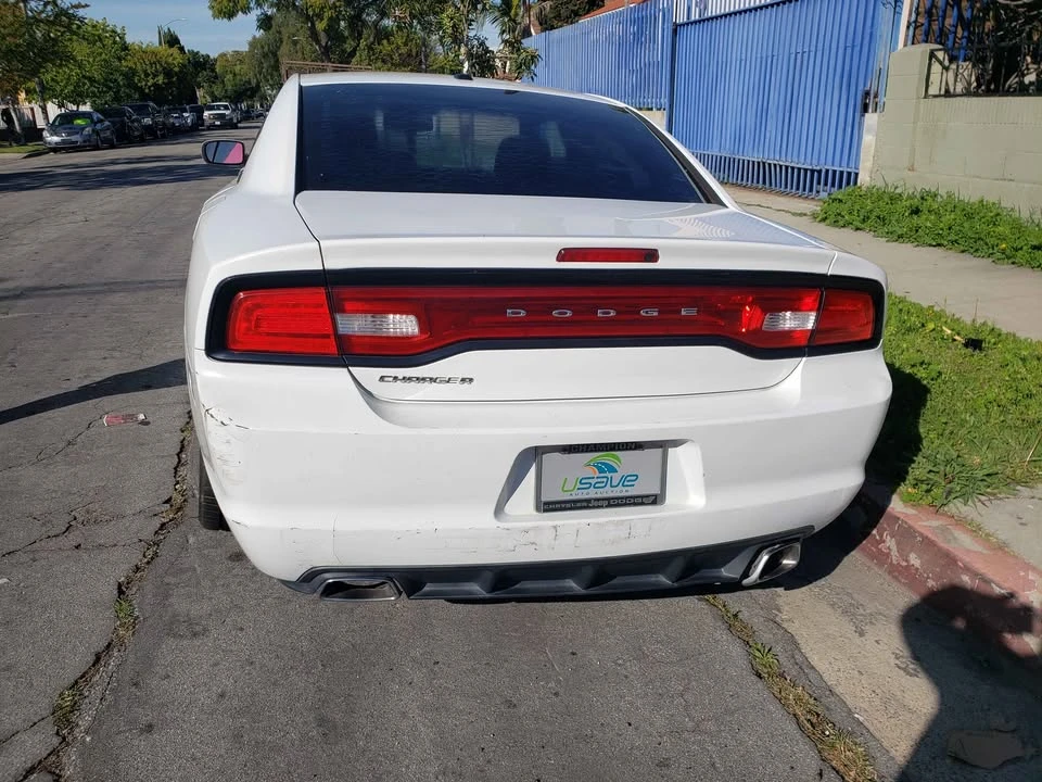 2014 Dodge Charger 7th Gen - Image 6 of 8
