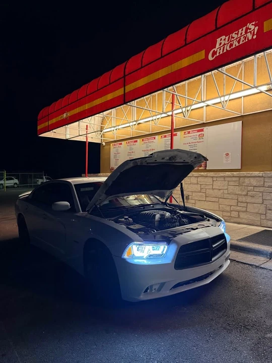 2014 Dodge Charger SRT & 392 7th Gen - Image 2 of 7