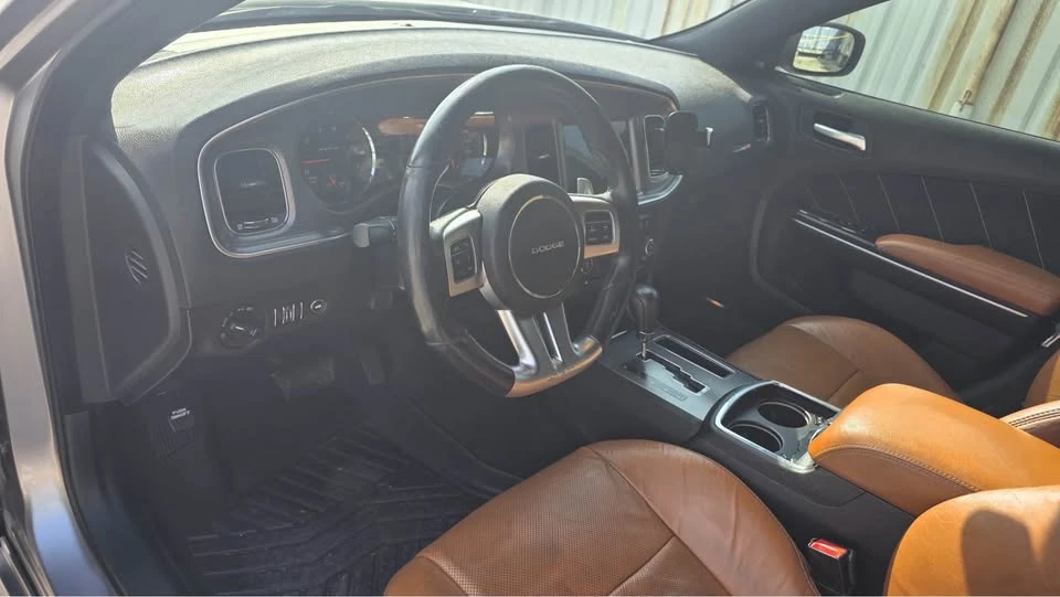 2014 Dodge Charger SRT & 392 7th Gen - Image 17 of 20