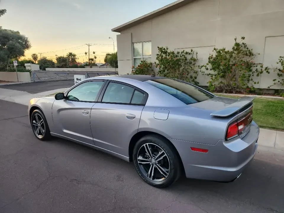 2014 Dodge Charger 6th Gen - Image 7 of 15