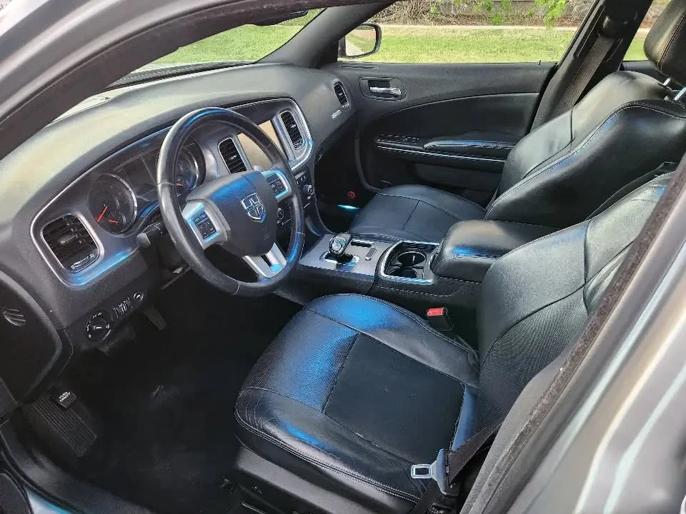 2014 Dodge Charger 6th Gen - Image 12 of 15