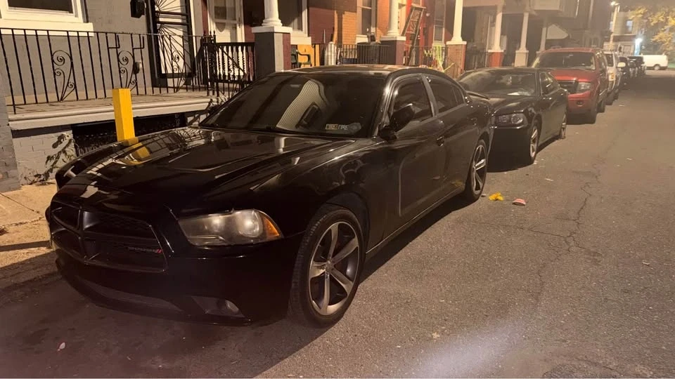 2014 Dodge Charger 7th Gen - Image 2 of 7