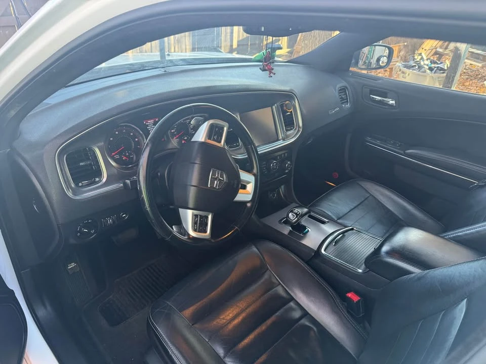 2014 Dodge Charger 7th Gen - Image 9 of 9
