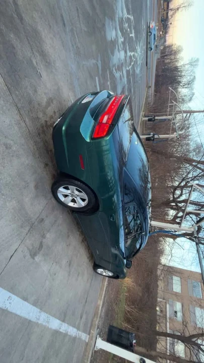 2014 Dodge Charger 7th Gen - Image 2 of 10