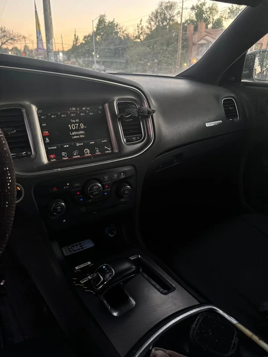 2014 Dodge Charger 6th Gen - Image 3 of 10