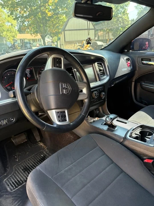 2014 Dodge Charger 7th Gen - Image 5 of 7