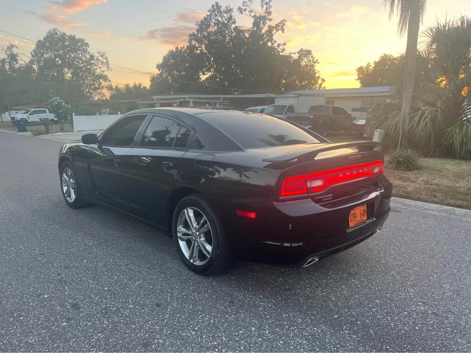 2014 Dodge Charger 6th Gen - Image 7 of 10
