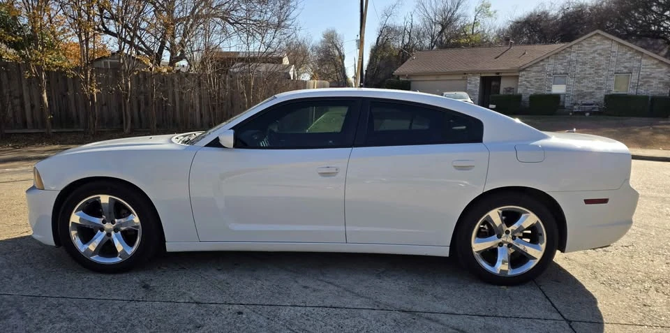 2014 Dodge Charger 6th Gen - Image 6 of 13