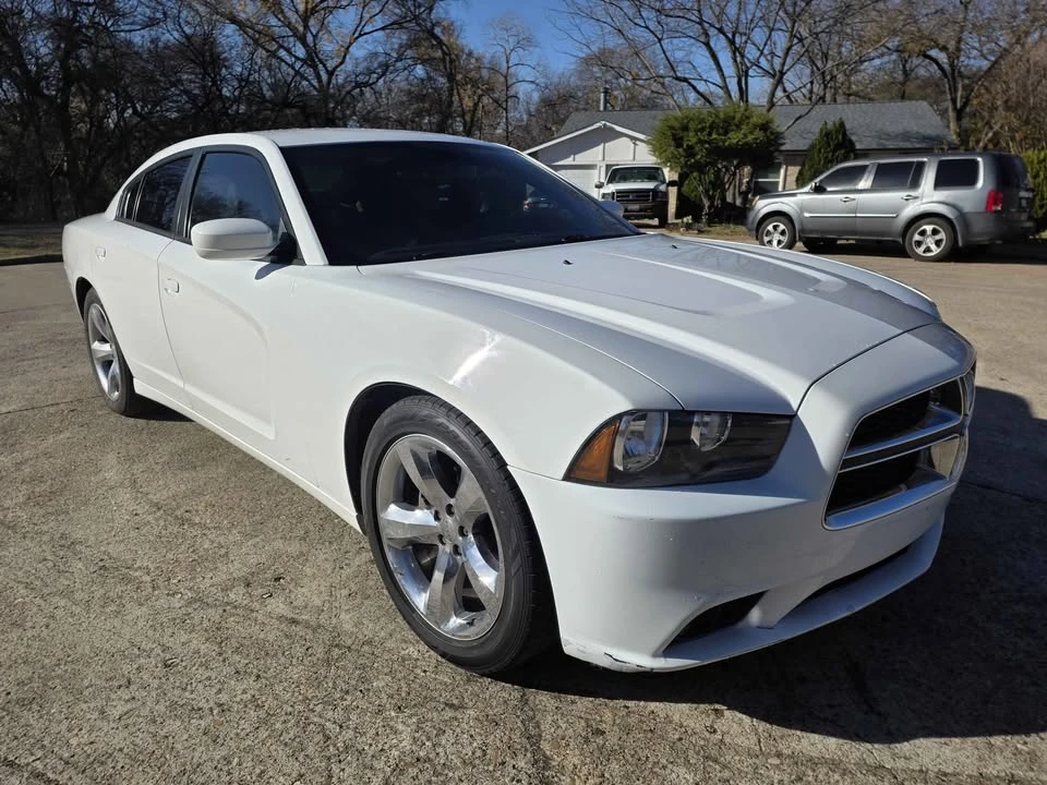 2014 Dodge Charger 6th Gen - Image 11 of 13