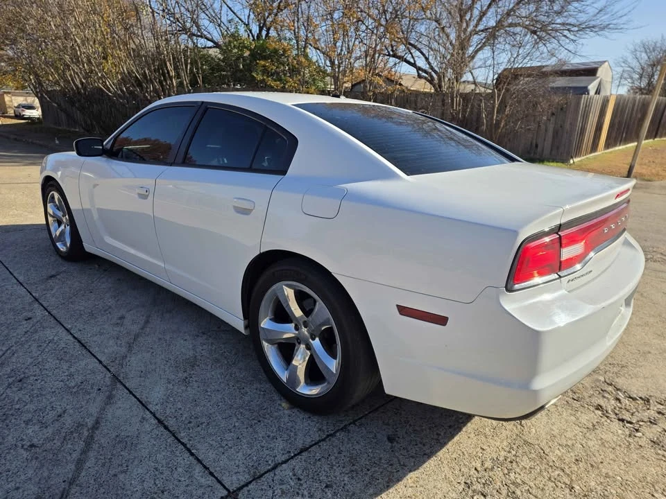 2014 Dodge Charger 6th Gen - Image 7 of 13