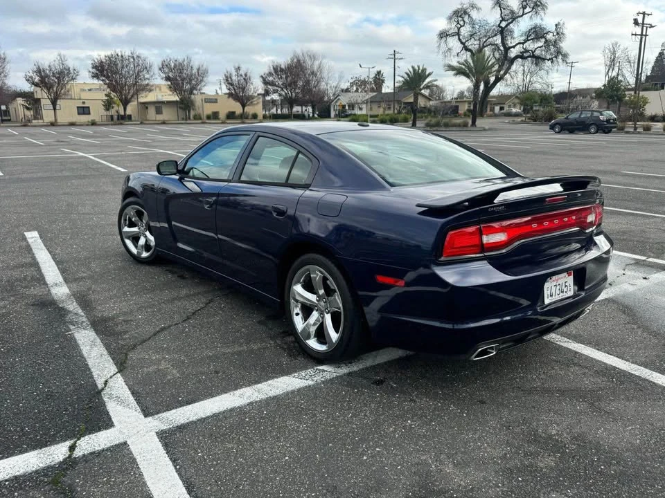 2014 Dodge Charger 7th Gen - Image 5 of 15