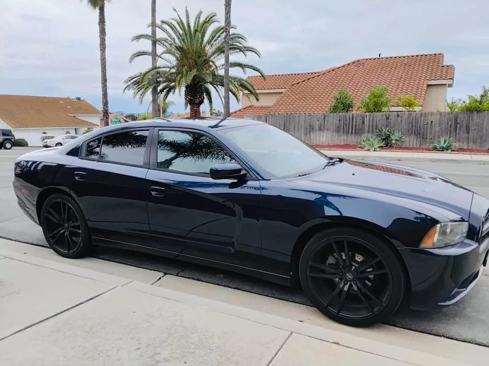 2014 Dodge Charger 6th Gen - Image 5 of 10
