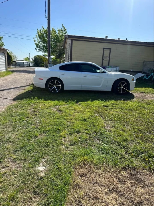 2014 Dodge Charger 7th Gen - Image 13 of 14