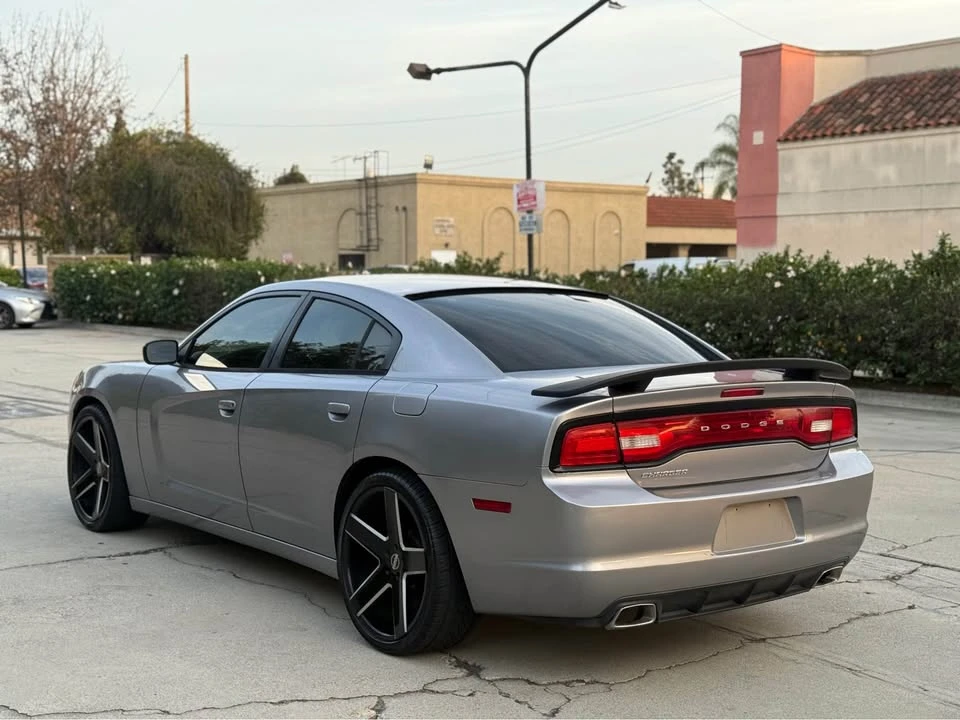 2014 Dodge Charger 7th Gen - Image 12 of 13