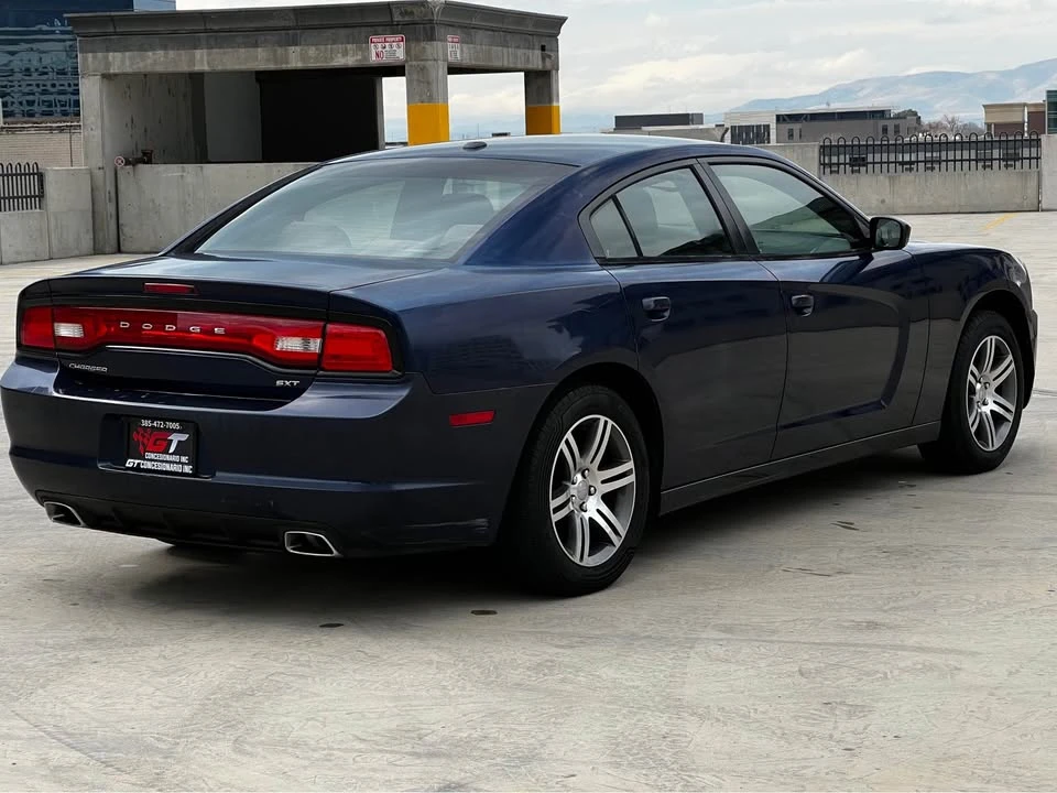 2014 Dodge Charger 7th Gen - Image 4 of 10