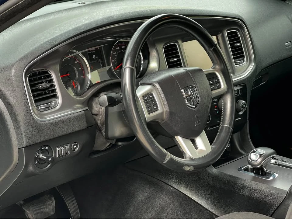 2014 Dodge Charger 7th Gen - Image 7 of 10