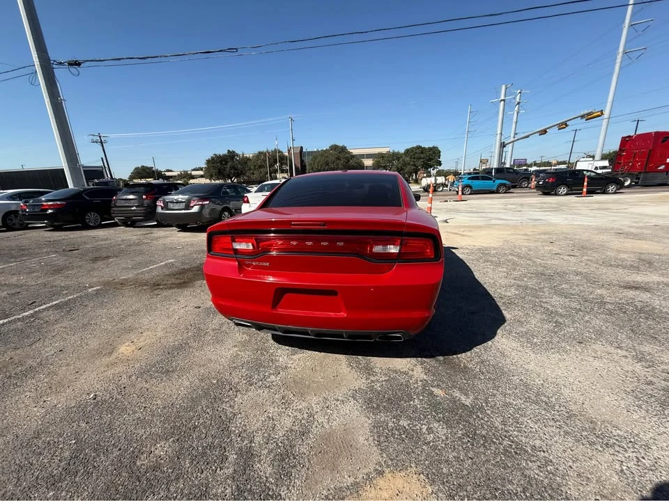 2014 Dodge Charger 6th Gen - Image 3 of 8