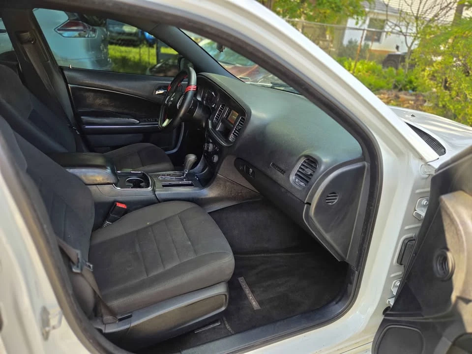 2014 Dodge Charger 6th Gen - Image 5 of 5