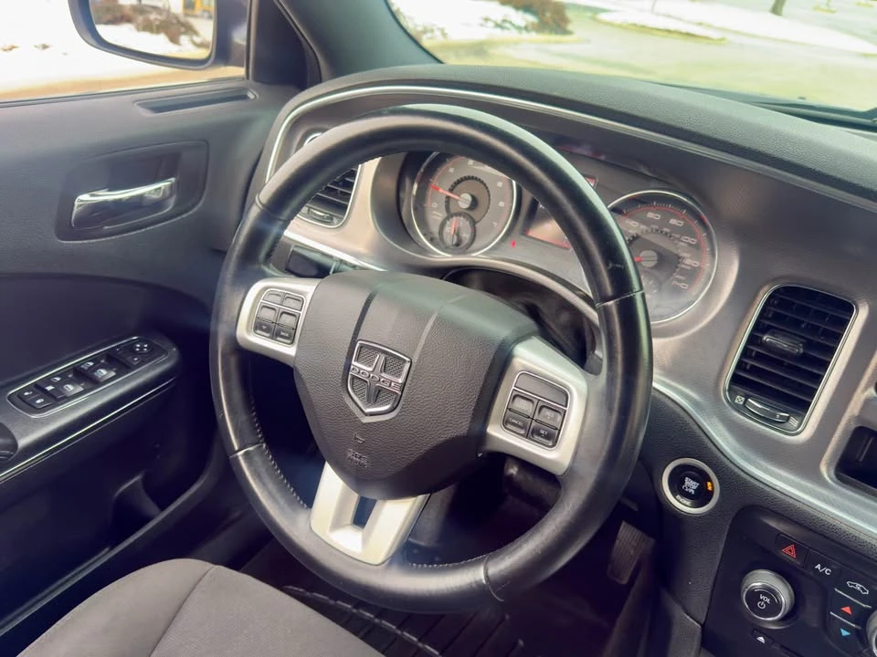 2014 Dodge Charger 7th Gen - Image 3 of 19