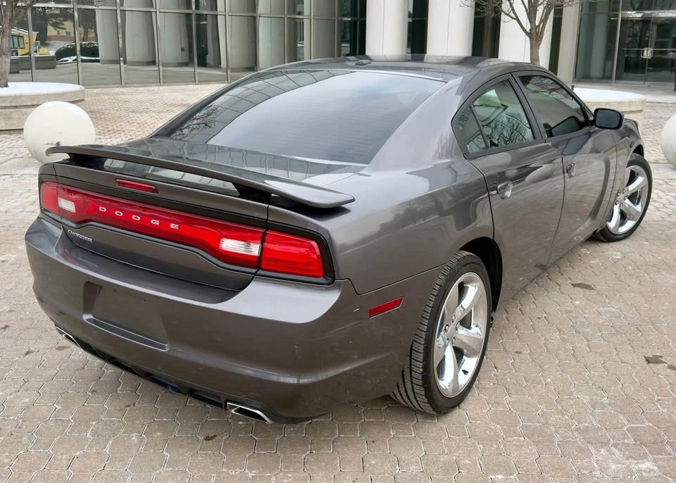 2014 Dodge Charger 7th Gen - Image 2 of 19