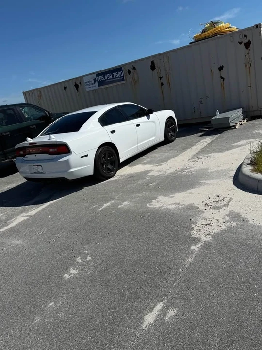 2014 Dodge Charger 6th Gen - Image 3 of 3