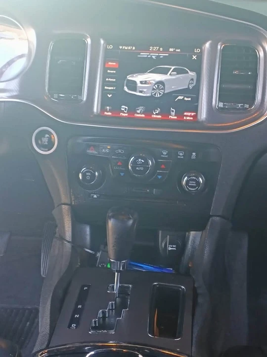 2014 Dodge Charger 6th Gen - Image 9 of 10