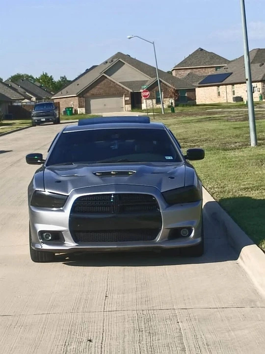 2014 Dodge Charger 6th Gen - Image 2 of 10