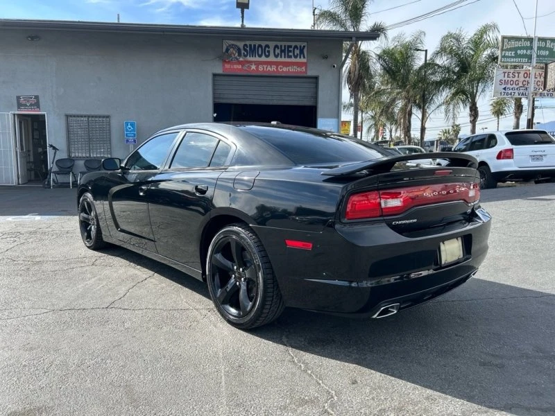 2014 Dodge Charger 7th Gen - Image 4 of 12