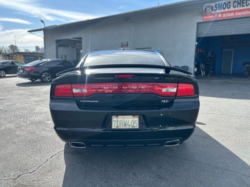 2014 Dodge Charger 7th Gen - Image 5 of 12