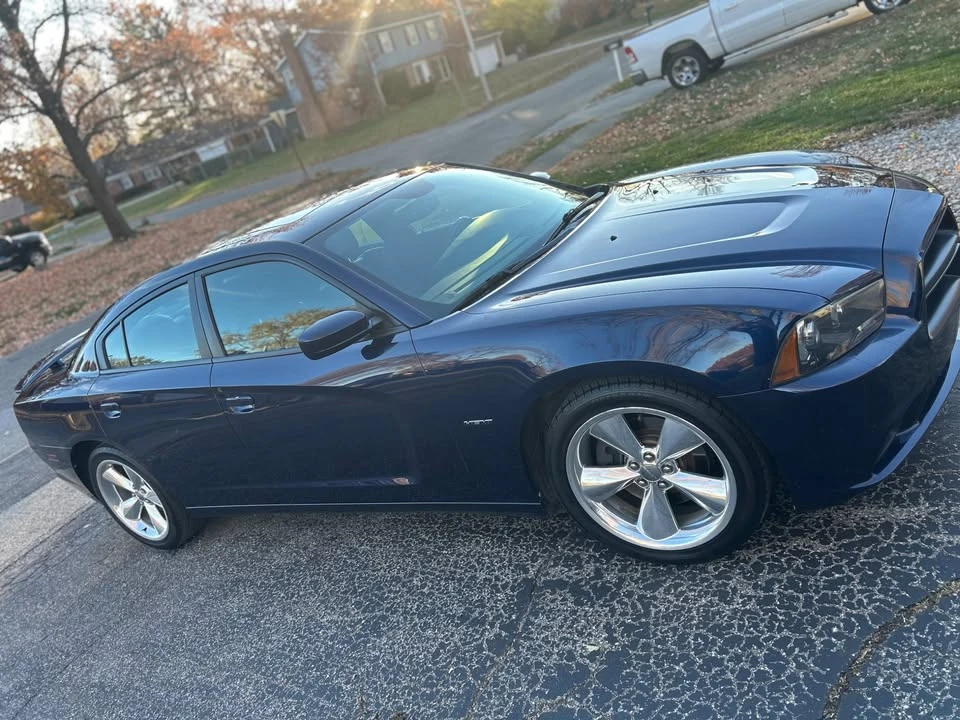 2014 Dodge Charger 7th Gen - Image 2 of 9