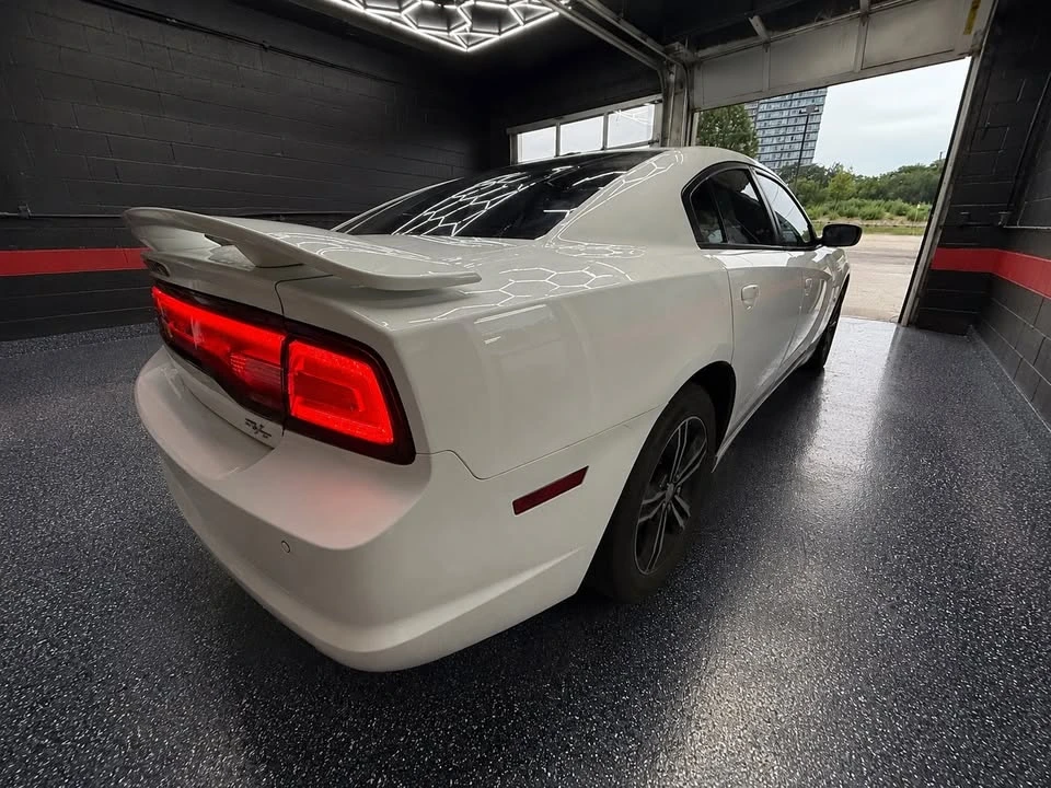 2014 Dodge Charger 7th Gen - Image 8 of 15