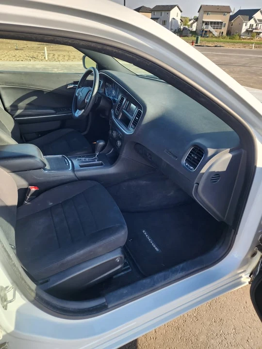 2014 Dodge Charger 7th Gen - Image 10 of 12