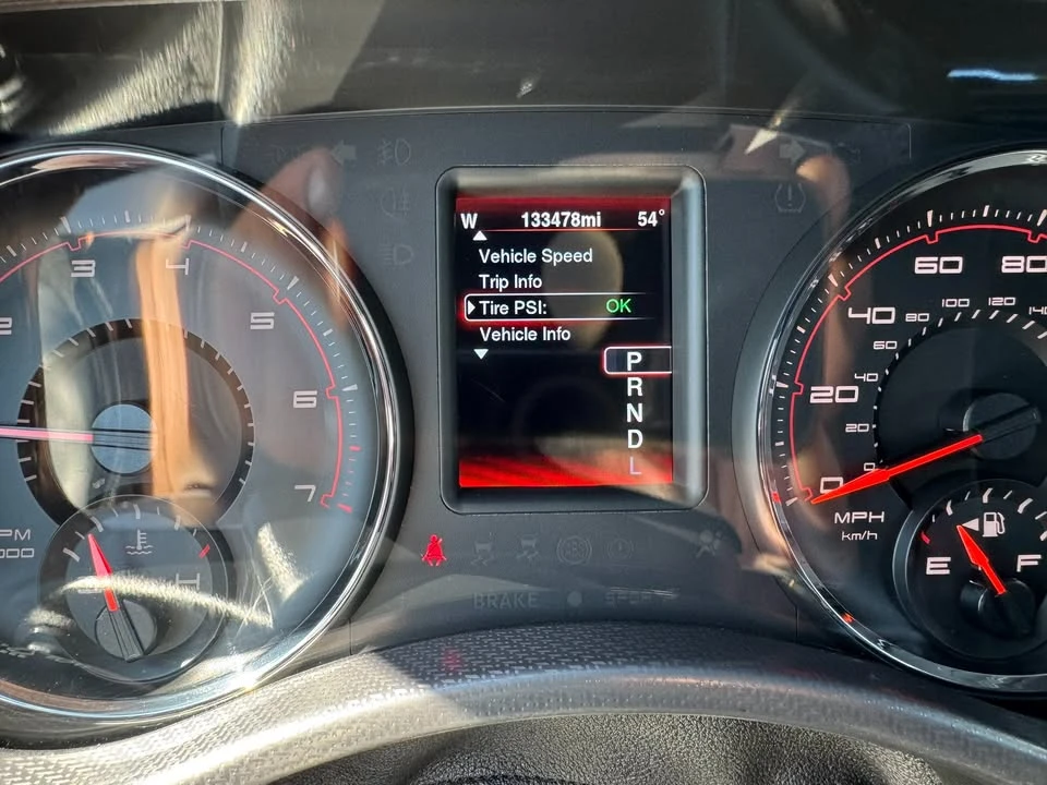 2014 Dodge Charger 7th Gen - Image 9 of 10