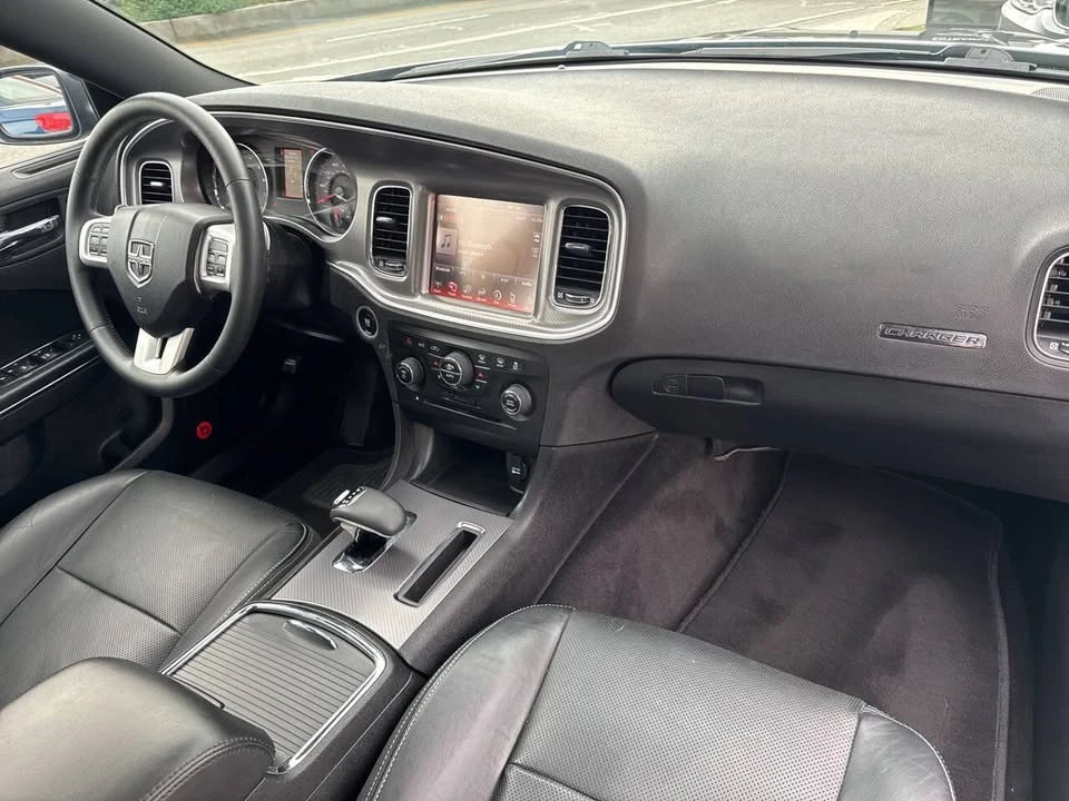 2014 Dodge Charger 7th Gen - Image 16 of 19