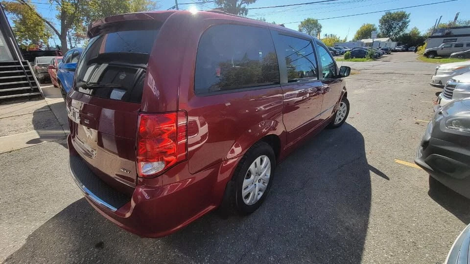 2014 Dodge Caravan - Image 4 of 17